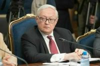 Рябков заявил об отсутствии значимых препятствий для встречи Путина и Трампа