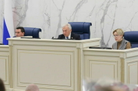 Ленобласть предлагает ввести для льготников особое обслуживание на транспорте