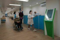 В Госдуму внесли законопроект о возможности менять поликлинику чаще, чем раз в год