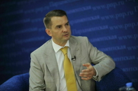 Депутат Нилов предложил ограничить навязывание услуги «умного автоответчика»