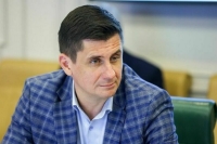 Сенатор предложил повысить штрафы за незаконное трудоустройство мигрантов