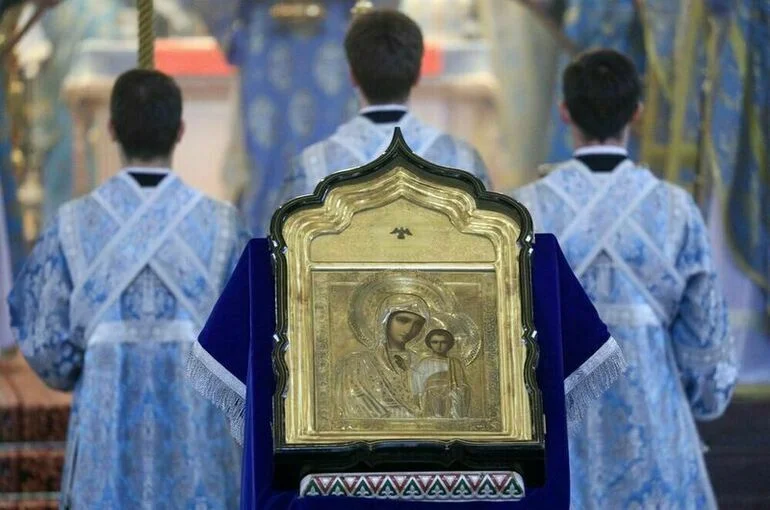 Православный календарь: 4 ноября, Празднование Казанской иконы Божией Матери