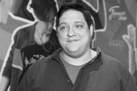 Умер актер из «Полицейского с Рублевки» Роман Попов