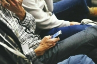 Россиянам оставят региональные сервисы при отключении мобильного интернета