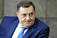 США сняли санкции с Додика и его детей