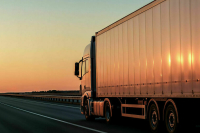 Фура упала с моста возле вокзала в Симферополе