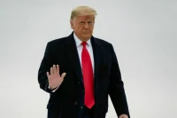 Трамп: Китай согласился начать процесс покупки американских энергоносителей
