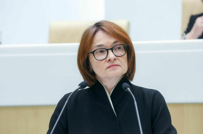 Набиуллина: Кредиты для предприятий остаются дорогими, но это временно