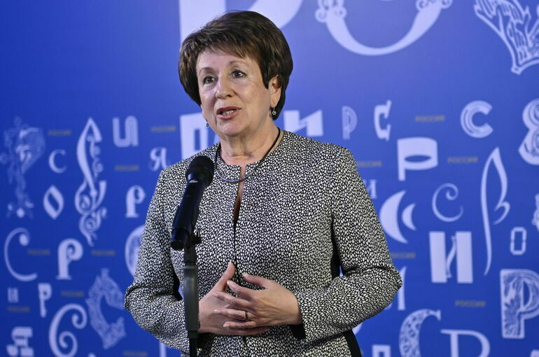 Сенатор предложила альтернативу включению обществознания в программу 6-7-х классов