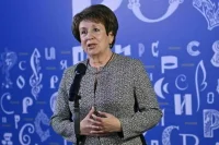 Сенатор предложила альтернативу включению обществознания в программу 6-7-х классов