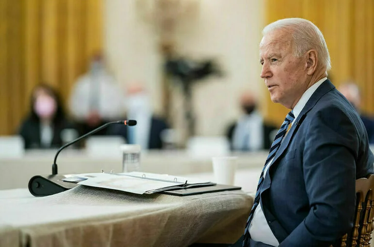 Байден заявил, что Трамп позорит США