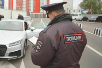 Для полицейских предложили установить ежемесячную надбавку к окладу