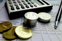 С жителей некоторых регионов могут приостановить взыскание долгов