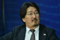 Депутат развеял мифы о модных косметологических процедурах