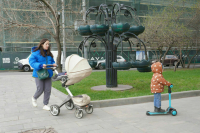 Соцфонд разработал стандарт выплаты пособия уволенным и учащимся молодым мамам