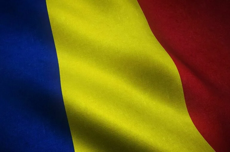 В Румынии началась эвакуация села у границы с Украиной после пожара на судне