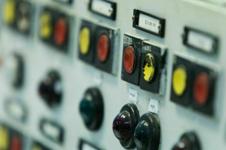 Путин: Россия начнет серийное производство малых АЭС