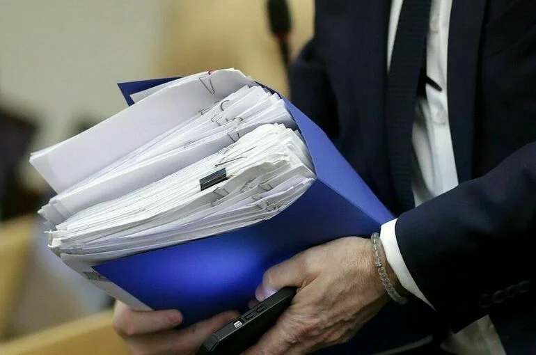 Госдума приняла закон о бюджете ФОМС