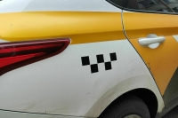 Кабмин поддержал законопроект о переходном периоде для локализации такси