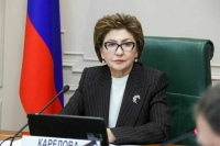 Сенатор Карелова рассказала о значении новых законов о Матерях-героинях