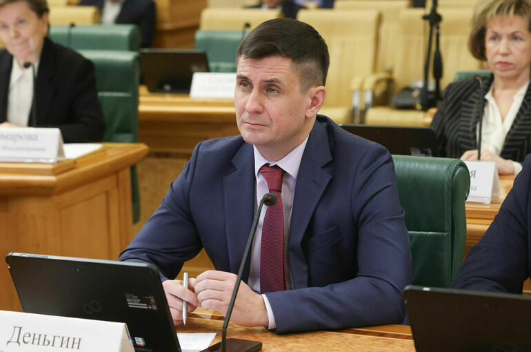 Сенатор: День матери — повод выразить любовь и благодарность самым близким