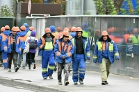 Путин подписал закон о выдаче полиса ОМС мигрантам после пяти лет стажа