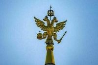 Совет Госдумы направил в рассылку законопроект о крестах на гербе России