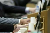 Госдума рассмотрит продление полномочий кабмина по противодействию санкциям