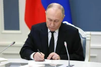 Путин наградил орденами Надежду Бабкину и Тину Канделаки