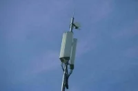 Сотовые вышки в поселках станут доступными для компаний из «большой четверки»