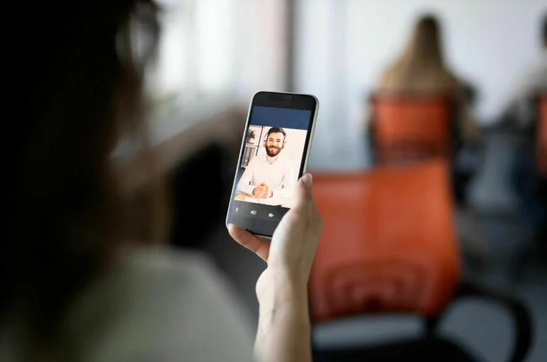 Роскомнадзор начал ограничивать работу Facetime