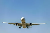 Росавиация проведет расследование из-за возгорания двигателя самолета Москва — Пхукет