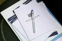 Комитет Госдумы поддержал законопроект о крестах на гербе России