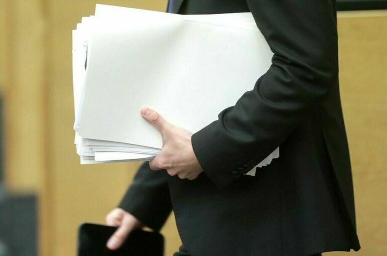 Героев России хотят без очереди принимать в коммунальных организациях и Соцфонде