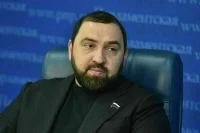 Депутат предложил продавать энергетики в аптеках