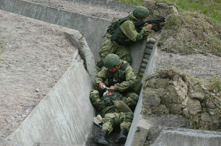 Россиян, помогавших военным в зоне СВО, предложили не призывать в армию