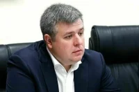 Депутат: Попытки перевести Конституцию на простоватый сленг наносят ущерб содержанию