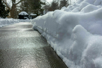 Россиянам рассказали, как снизить риск падений в гололед