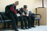 В Минпросвещения определили сроки новогодних каникул в школах