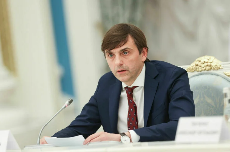 В Минпросвещения предложили посвятить 2026 год работе с родителями