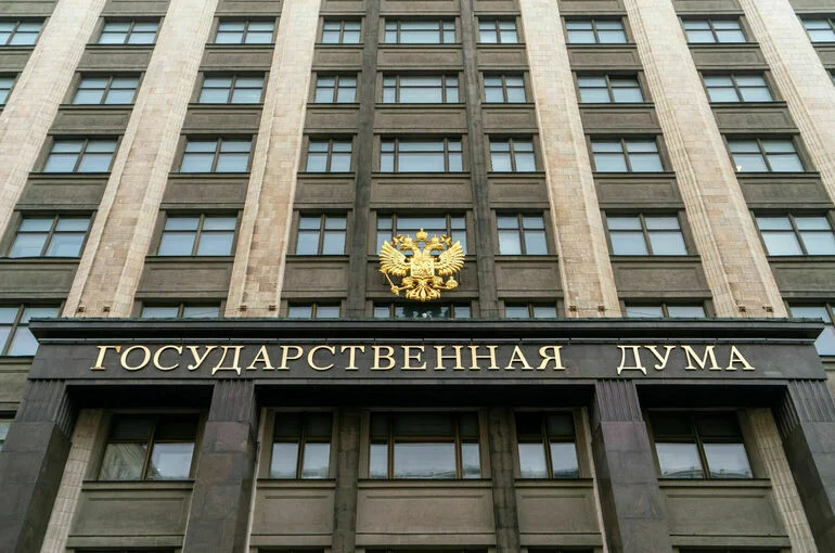 Госдума 16 декабря рассмотрит законопроект о пенсии за выслугу лет для добровольцев