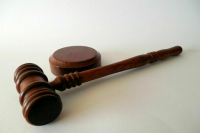 Журналистам Baza продлили домашний арест до 23 января