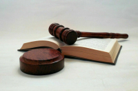 Госдума приняла закон о выплатах для судебных экспертов