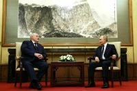 Лукашенко назвал Путина «волкодавом» в политике и великим человеком