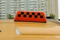 Госдума приняла закон о смягчении требований к локализации для таксистов