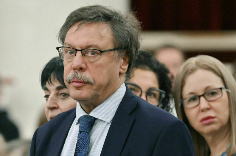 Представитель кабмина в Конституционном суде Барщевский уходит в отставку