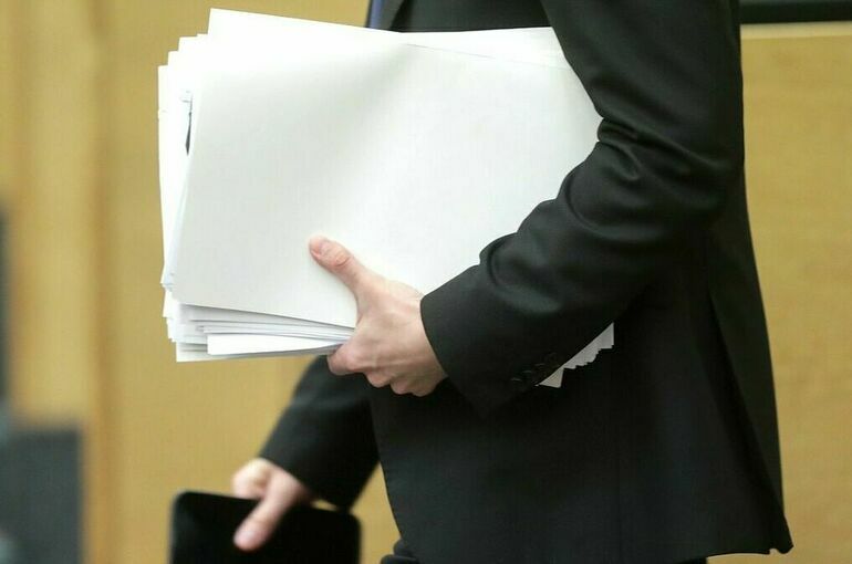 Работникам с большим стажем предложили дать право на льготы