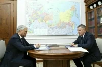 Володин провел встречу с губернатором Иркутской области Кобзевым