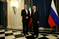 Кремль: Президент Ирана тепло поздравил Путина с наступающим Новым годом