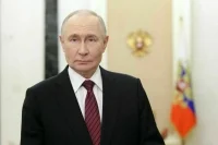 Путин поздравил россиян с Новым годом